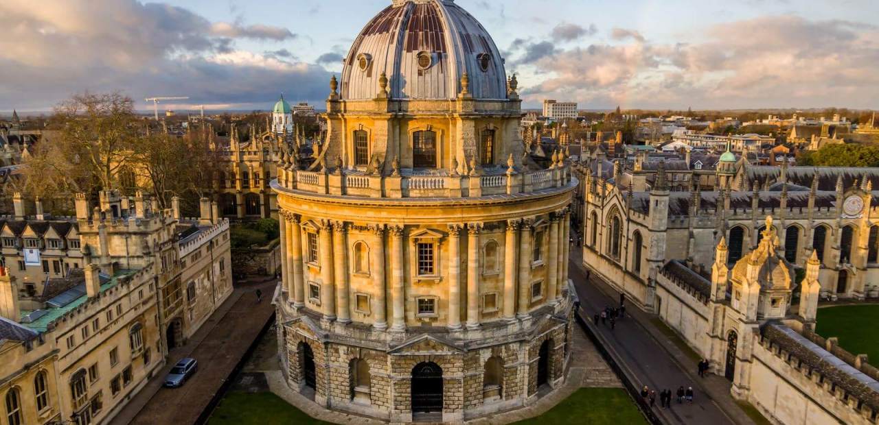 Beliebte Orte für Sprachreisen für Schüler und Erwachsene in England